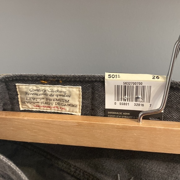 Levi’s 501 HIGH RISE WOMEN'S SHORTS - Picture 7 of 9